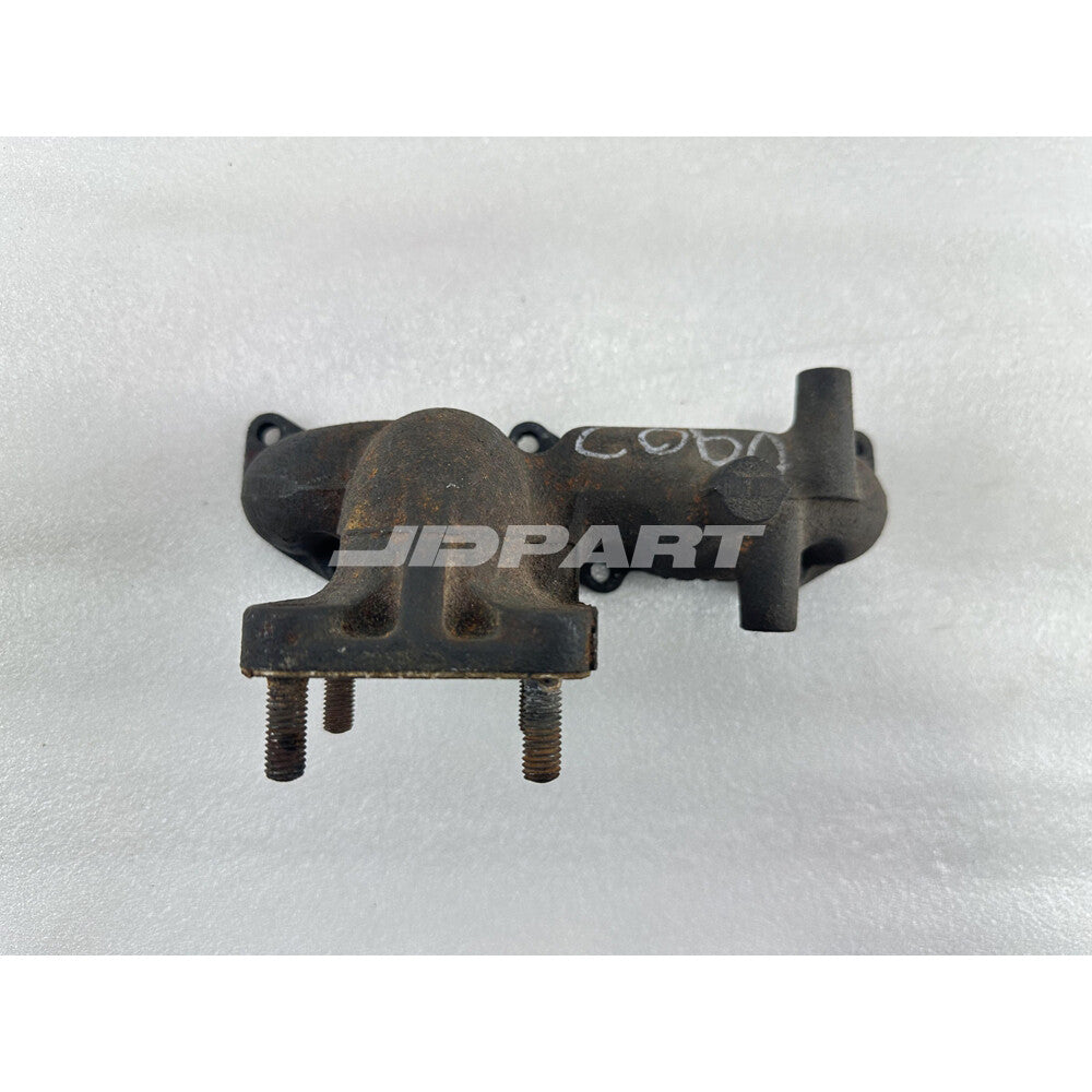 D902 Exhaust Manifold 1E121-12310 - Suitable for Diesel Engine Parts