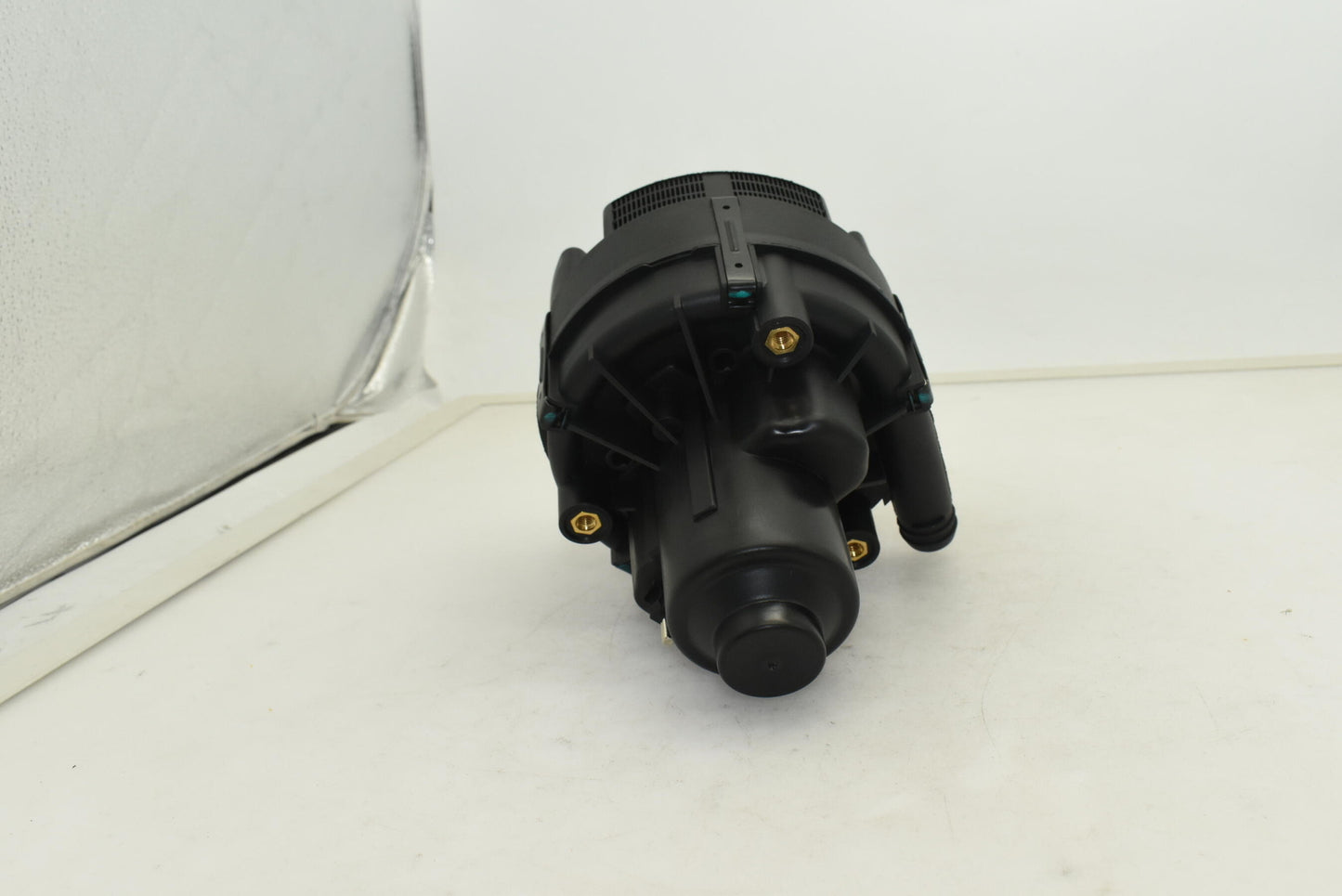 Secondary Air pump for Mercedes C-Class W204 C63 AMG E-Class W212 E63 0580000037 Q