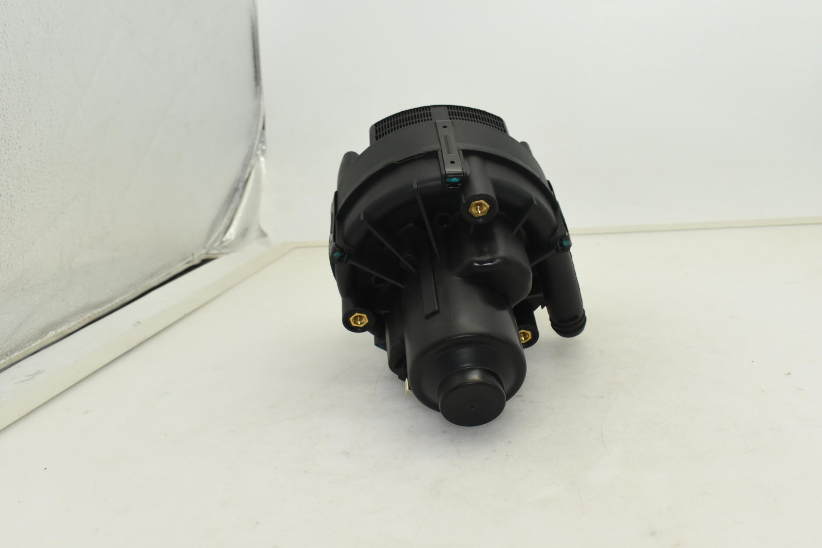 Secondary Air pump for Mercedes C-Class W204 C63 AMG E-Class W212 E63 0580000037 Q