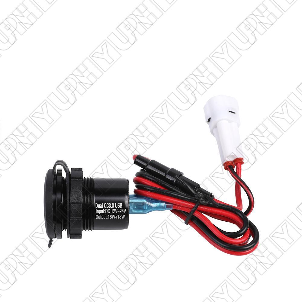 Dual USB Power Connector Socket w/ Voltage Display for Yamaha Tenere 700 2019-24 Q
