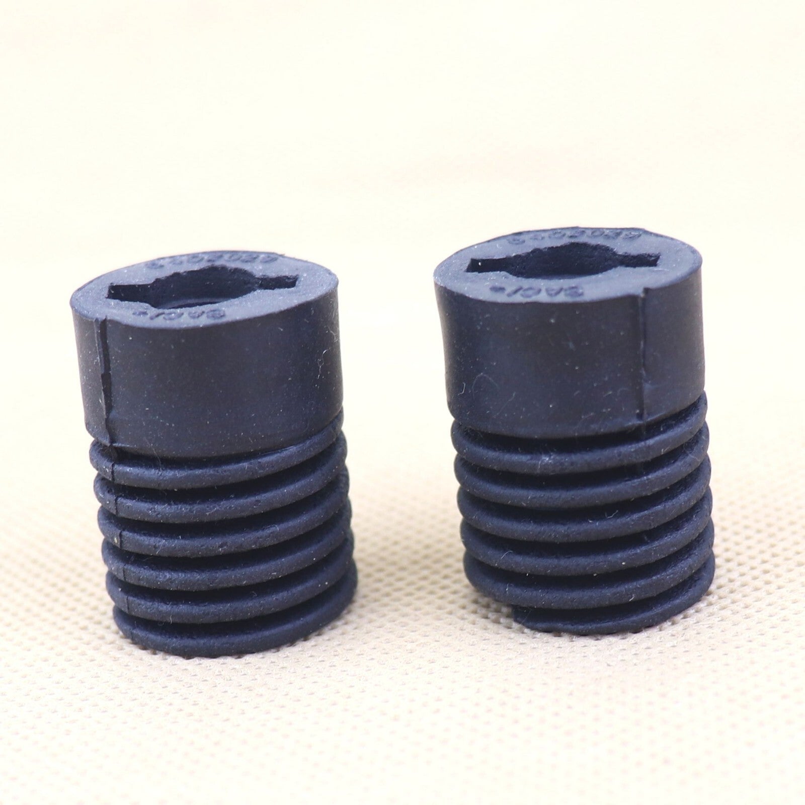 2-pack of hooded black rubber bumper pads suitable for Toyota for Lexus IS250 IS350 9054115004