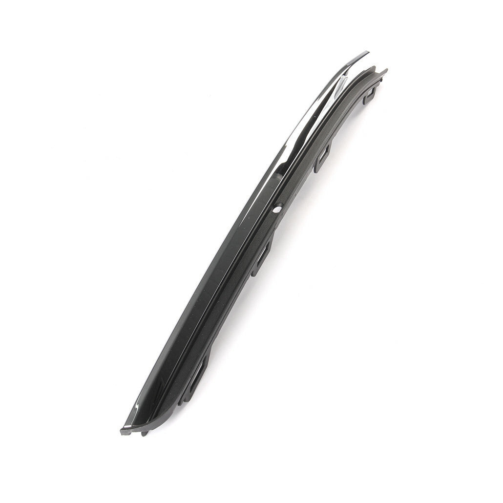 Left front chrome fog light bezel trim suitable for Golf