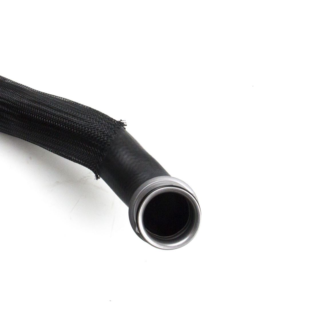 The water tank connection hose is suitable for E/CLS 63 AMG 2007-2011 E63- n