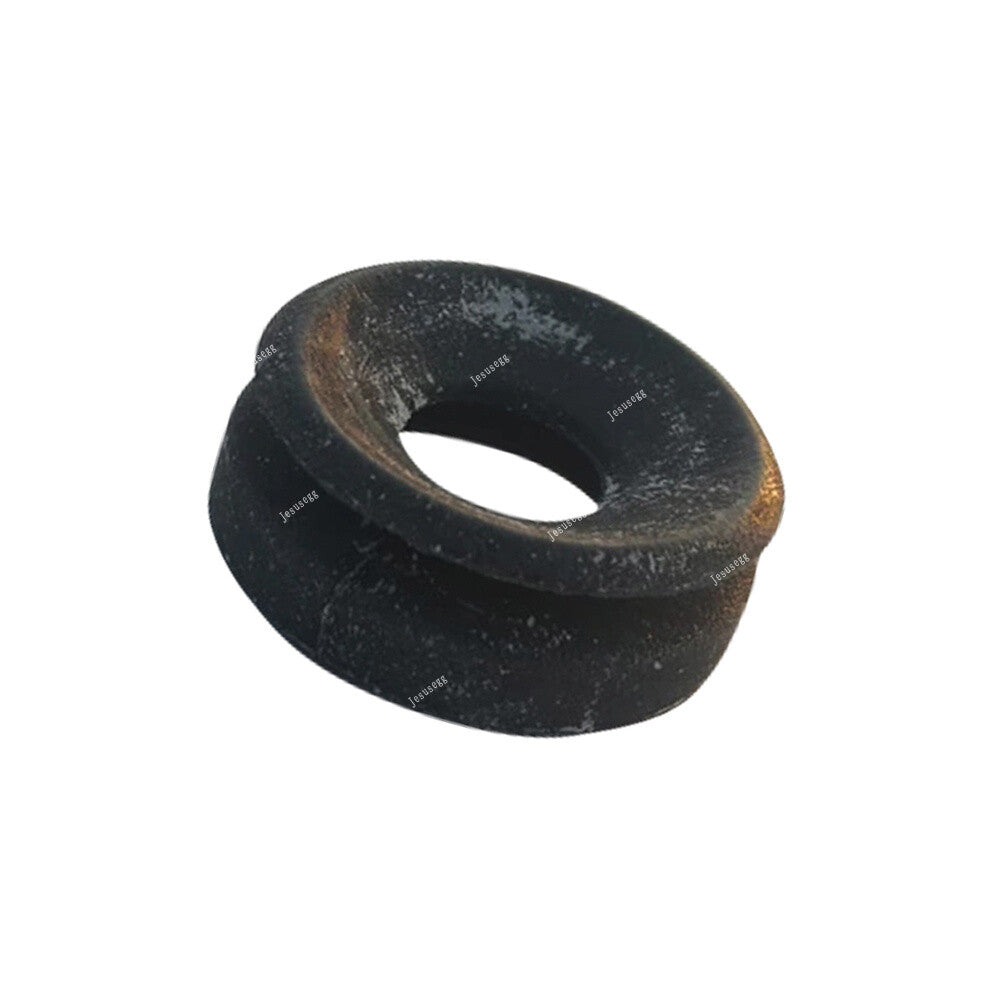 Engine Rear Mounting Bushing MR132701 Fits for Mitsubishi for Pajero Motero V73 V75 V78 Q