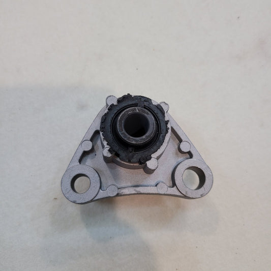 Engine Torque Rod Bracket for Volvo S60 S80 V70 XC90 99-09
