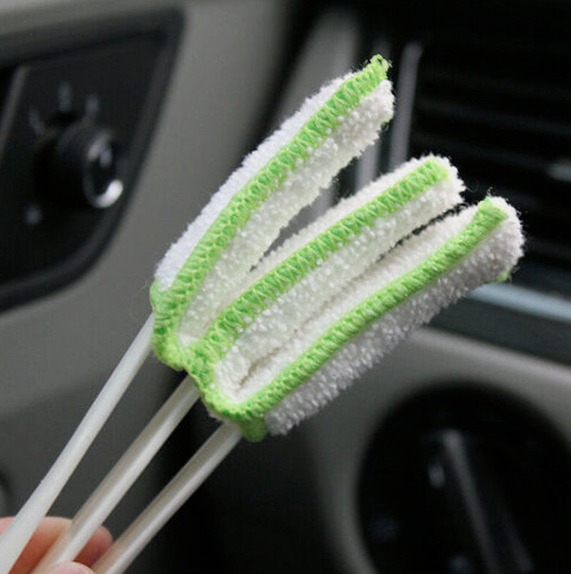 1 Car cleaning accessories, car air conditioning ventilation louver cleaner, brush cloth, and cleaning agent - n
