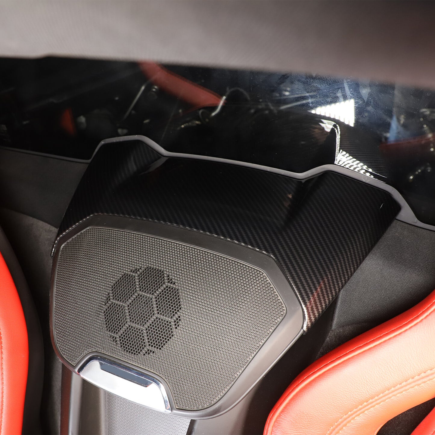 Red Carbon Fiber Rear Roof Camera Cover Trim for Corvette C8 Stingray Convertible HTC- v