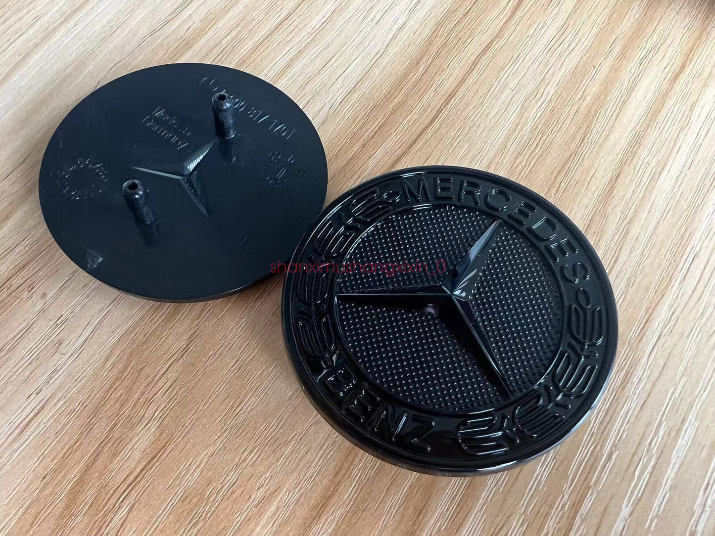 A0008171701 Suitable for Mercedes-Benz CLK CLS E ML GL Front Cover Badge with Black Embroidered Embroidery