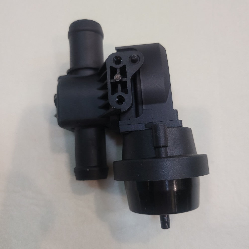 Water cooling pump suitable for Mercedes gLC300 X253 16-19