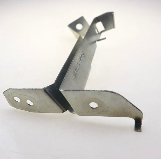 Right side underbody cover bracket for Mercedes-Benz C300, C350, E550, and CLS550 (model 2045241440)