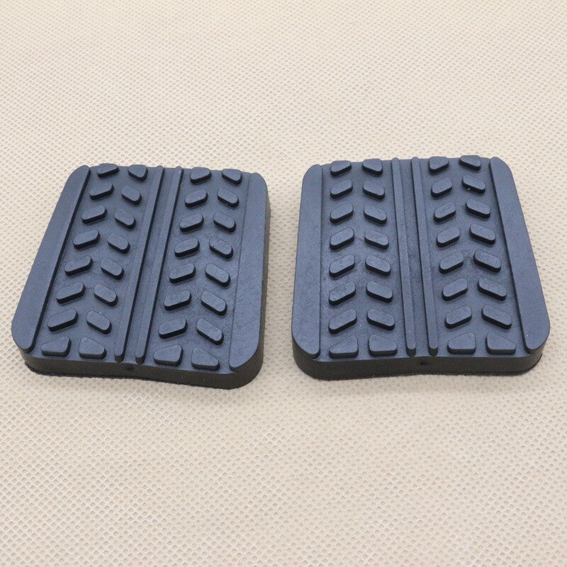 2. Brake and clutch pedal pad protectors for Mazda RX-7 323 626 929 B-series MPVs.