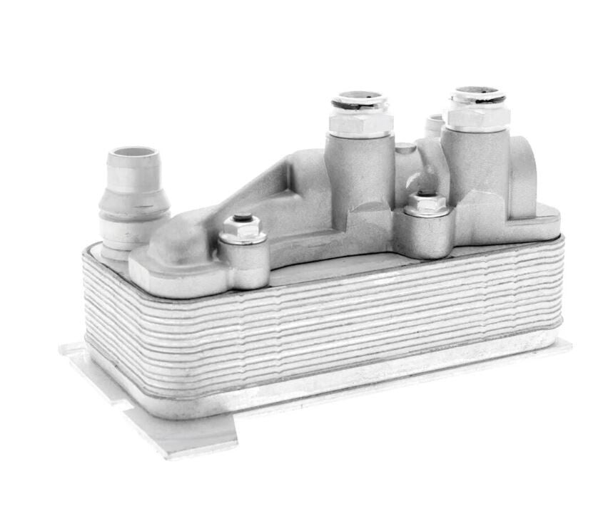 new A0995001900 engine oil cooler and oil filter suitable for Mercedes-Benz W205 W213