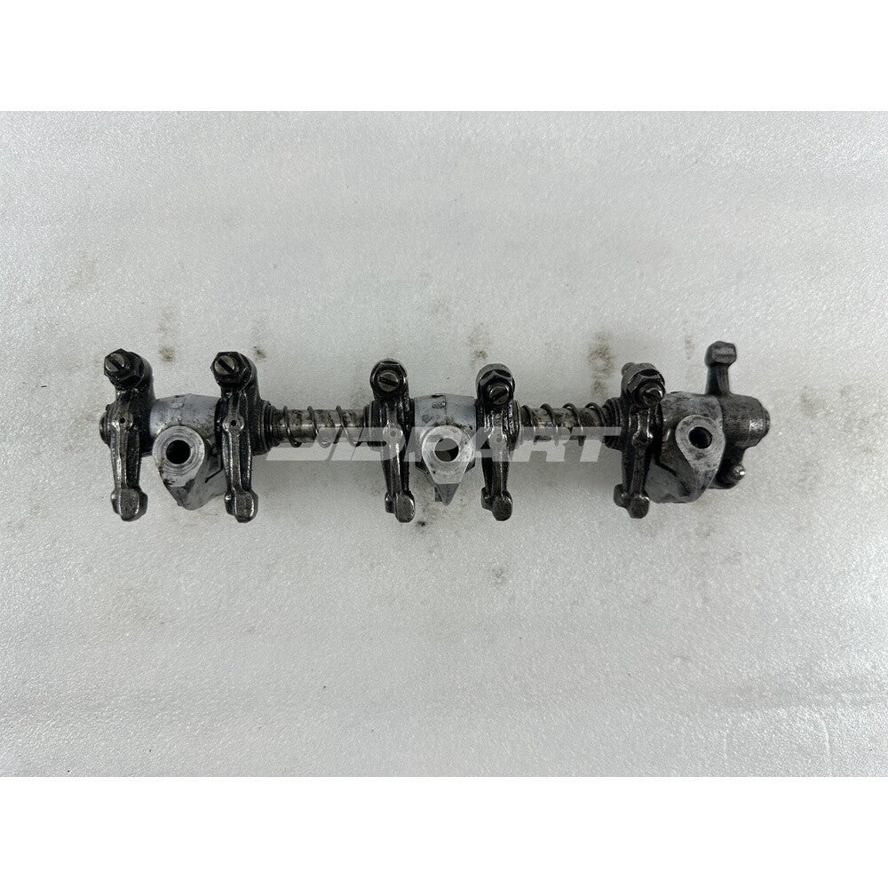 D950 Rocker Arm Assy 15382-14030 - Parts for Engines