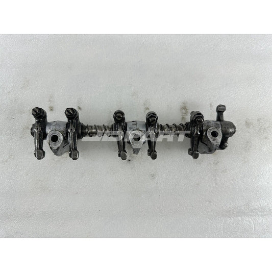 D950 Rocker Arm Assy 15382-14030 - Parts for Engines