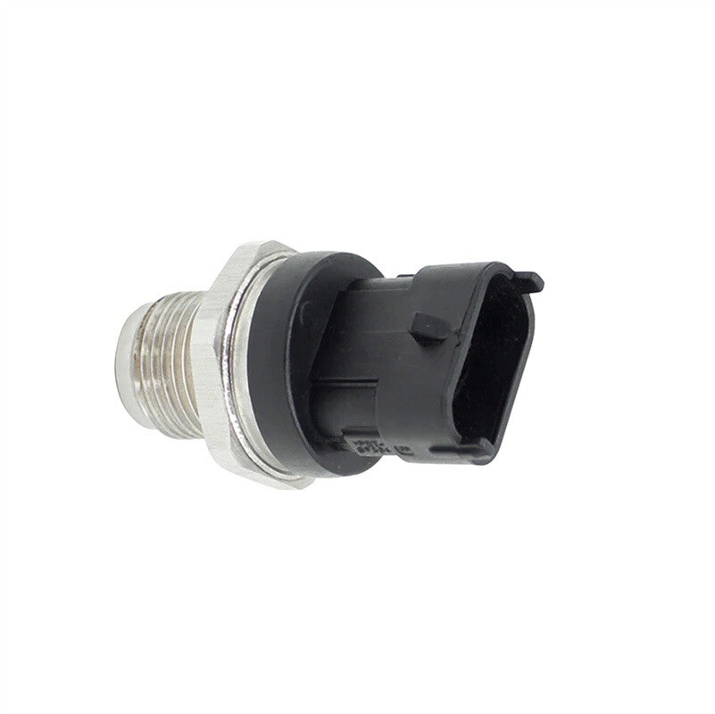 The new fuel rail pressure sensor is compatible with for Navistar Maxxforce 0281006117 3005793C1