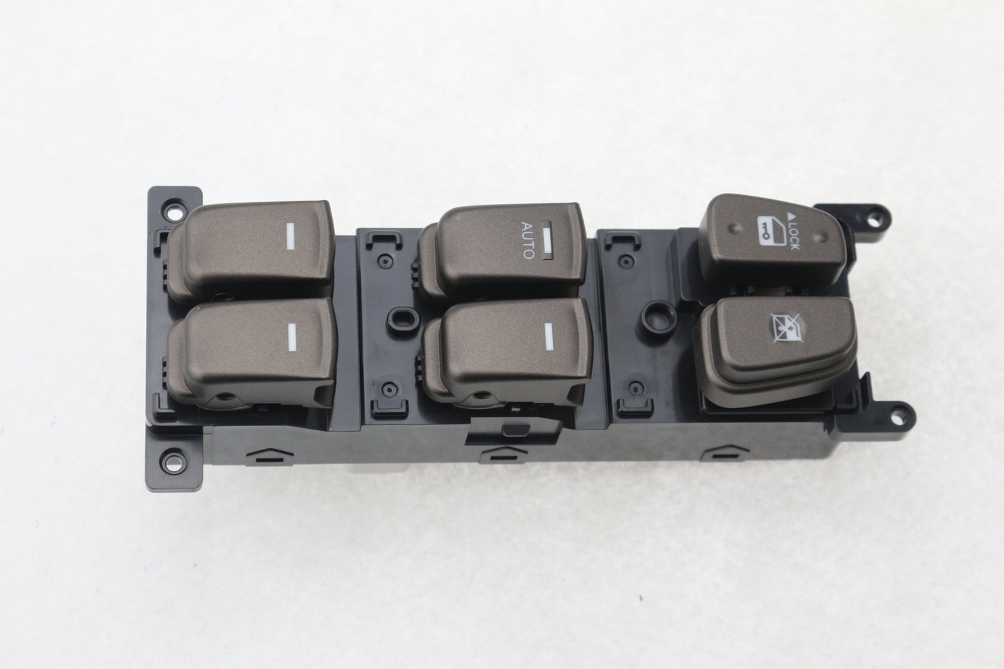 Left Front Power Window Master Switch 93570-3K600 for Hyundai Sonata 2008-2010
