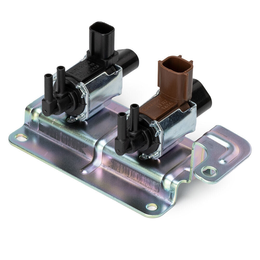 Two oxygen (O2) sensors, one above the other, for 2006-2009 for Subaru Legacy Outback 2.5L non-turbocharged models.