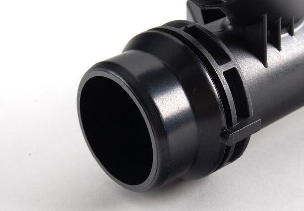 new 1-piece cooling hose connector for E81, E87, E88, E46, E90, X1, X3, 116i - n