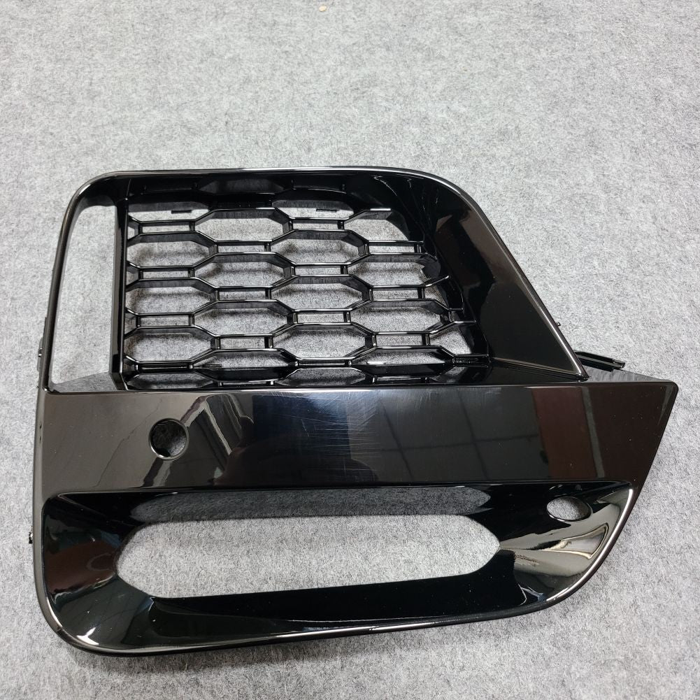 Front fog light cover suitable for BMW X3 X4 G01 G02 2018-2021
