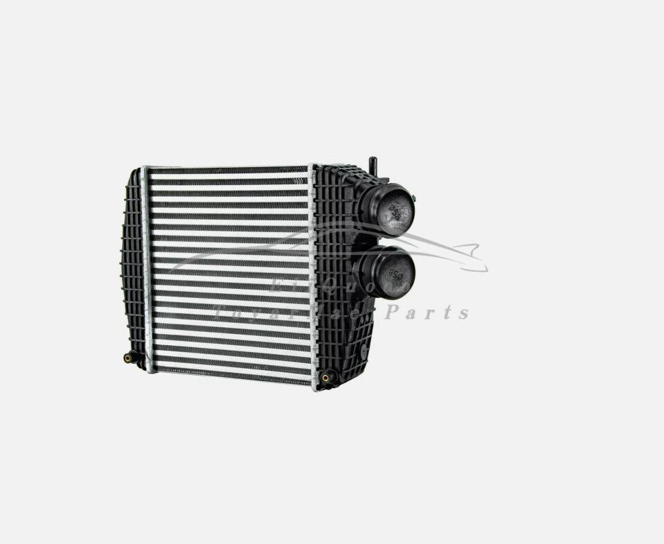 for Maserati Quattroporte Ghibli for Levante Right Side Intercooler 670035635