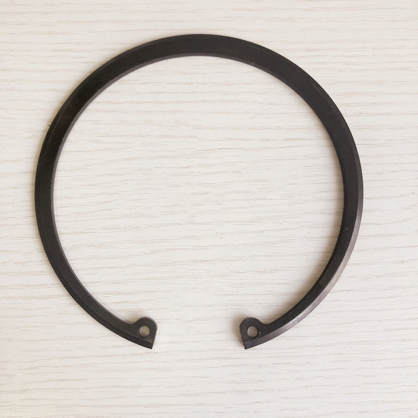 CT26 SNAP RING for compressor housings