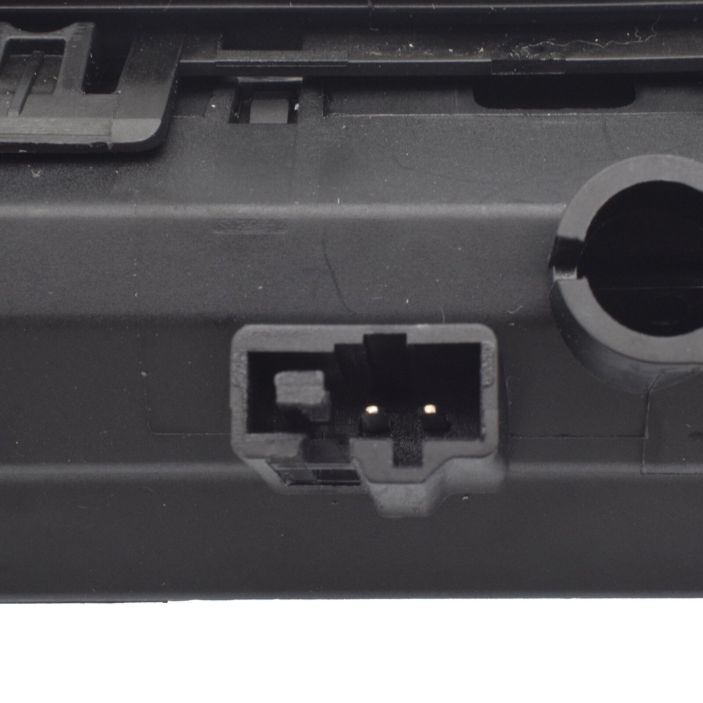 Tailgate lock handle switch and start button are suitable for VW for Tiguan,for Audi for A4,and for Skoda Octavia. Q