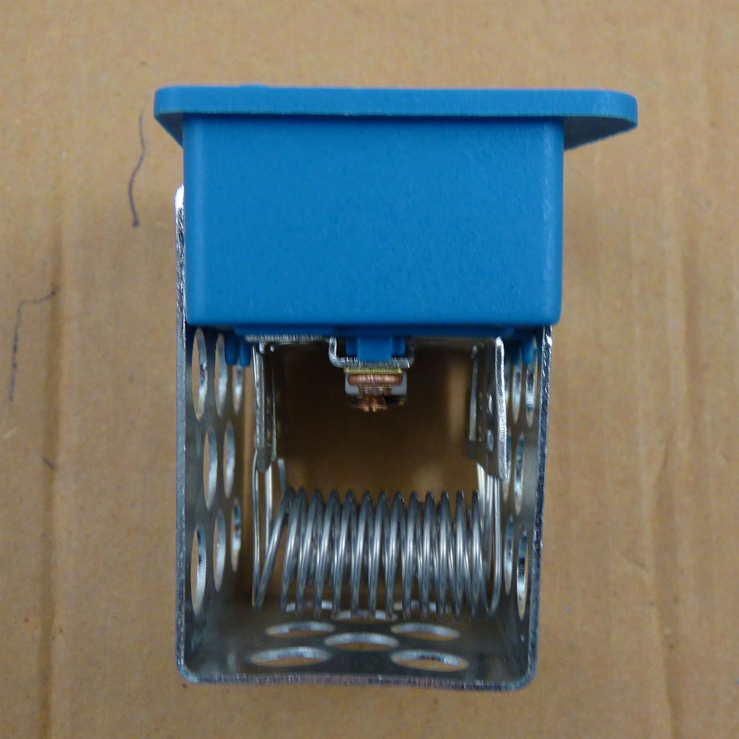 Suitable for 525i heater blower resistor fan control module 64118391699 64111468524- v