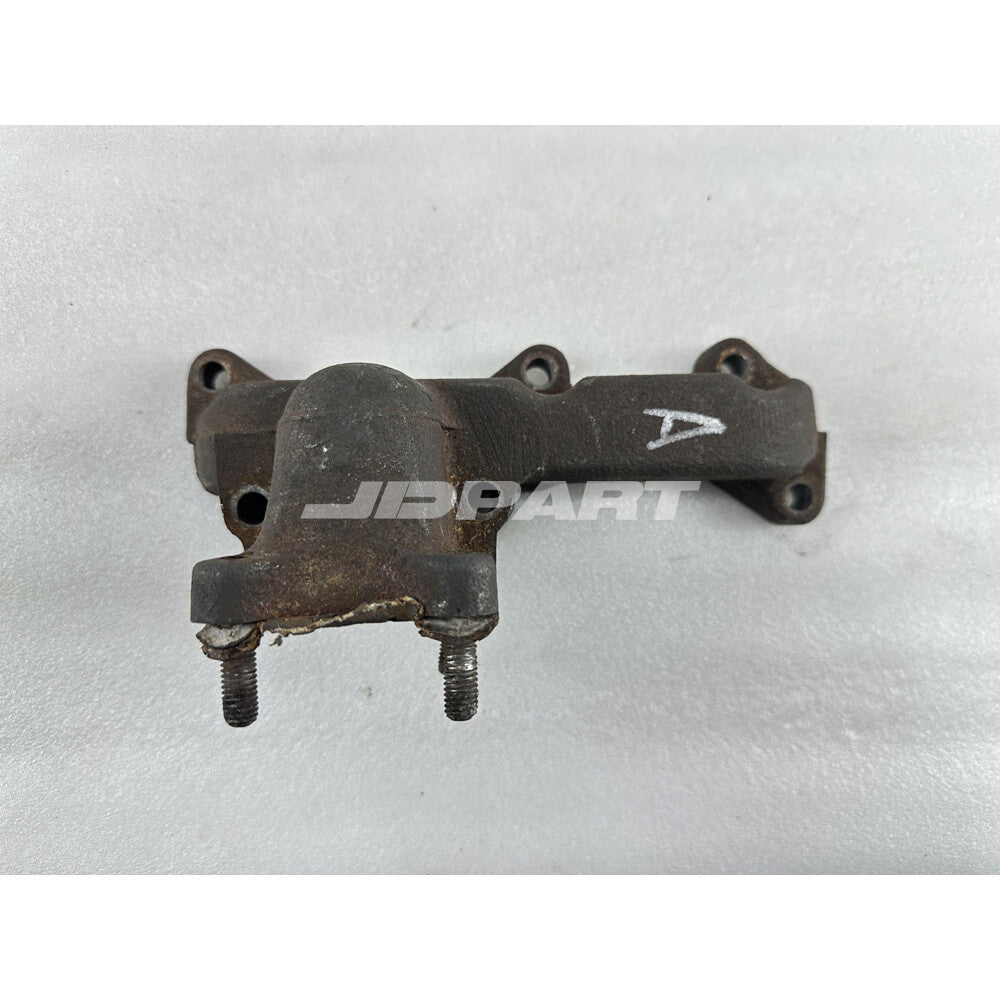 L3E exhaust manifold is suitable for excavator engine parts.