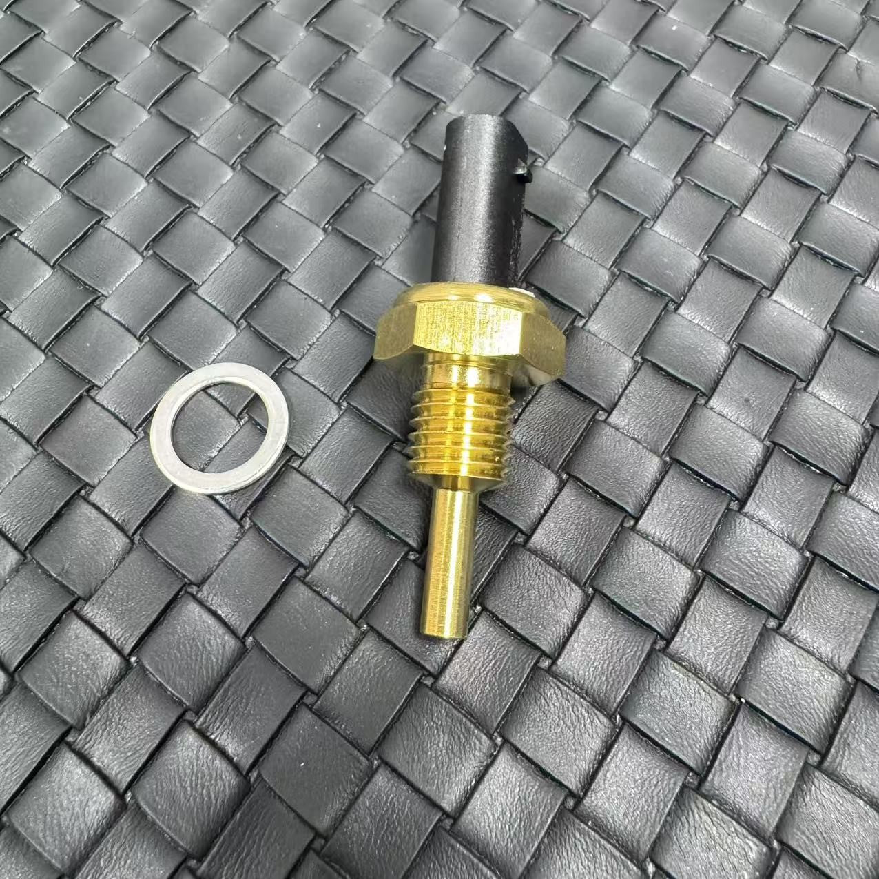 68224451AA Engine Coolant Temperature Sensor for Jeep 2018-2024 Q