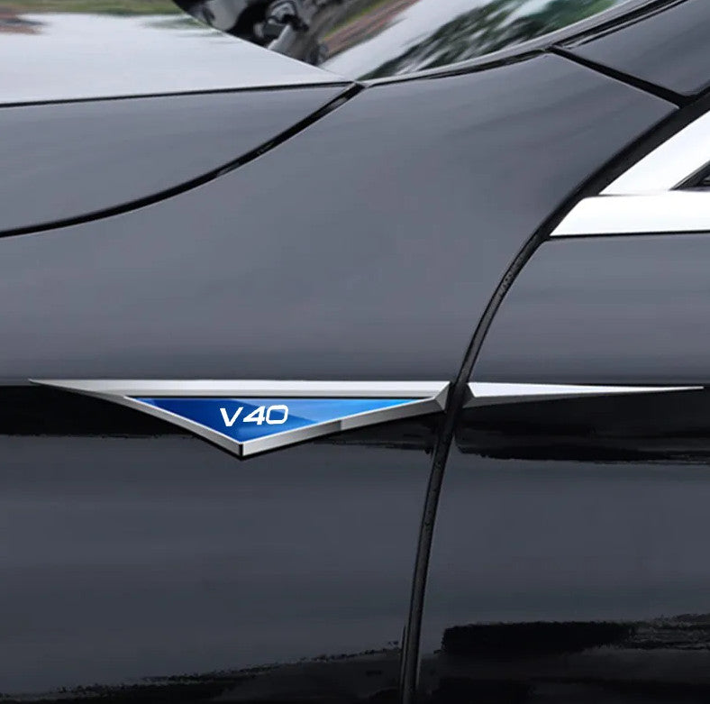 Suitable for Volvo S90 car keychains, key rings, suede leather horseshoe buckles