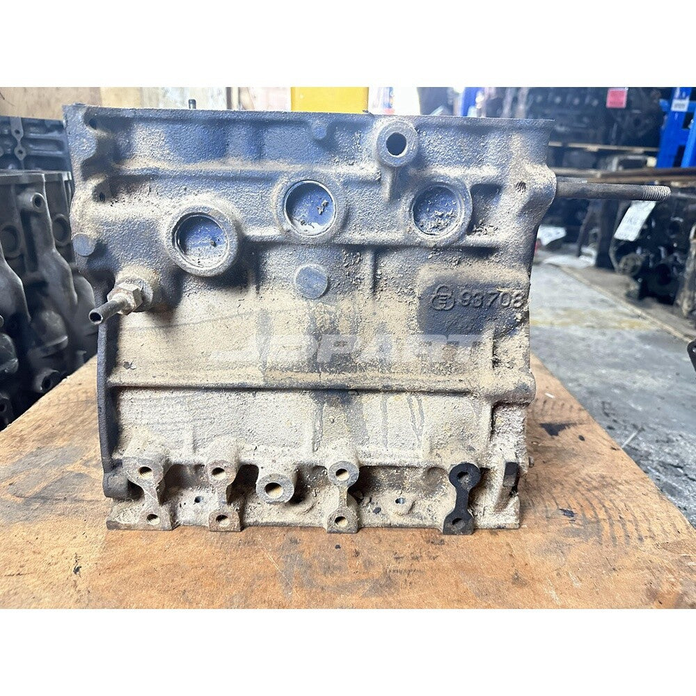 3KB1 Cylinder Block for Isuzu Engine Spare Parts -