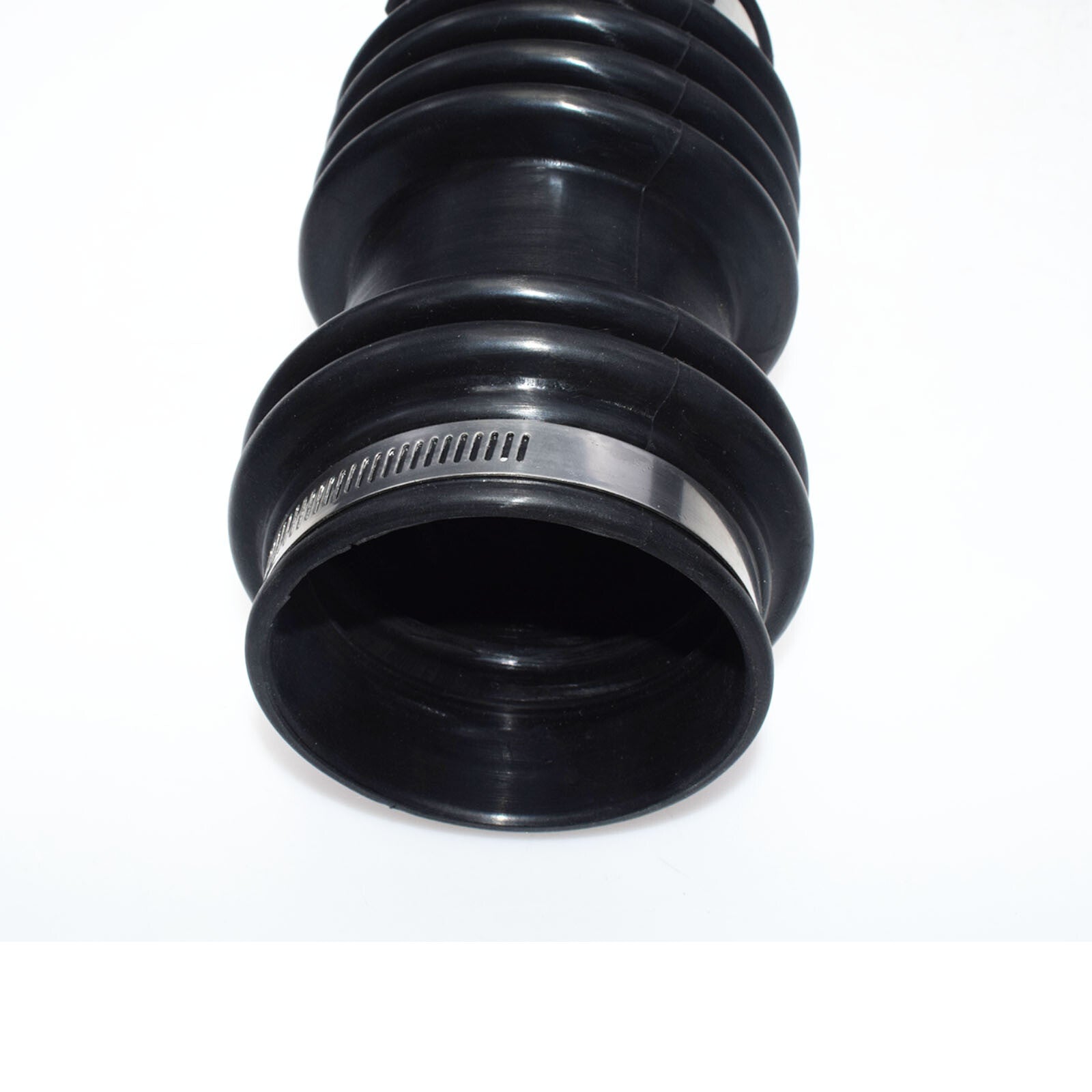 Intake hose boot 16576-CG000 is suitable for Infiniti M35 FX35 06-2008 3.5L V6. Q