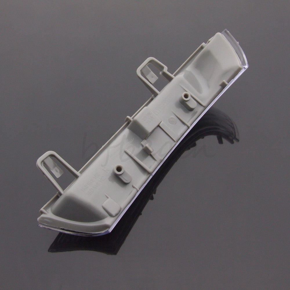 LED turn signal indicator lights for rearview mirrors are suitable for Volkswagen for Golf for Jetta MK5 Passa.