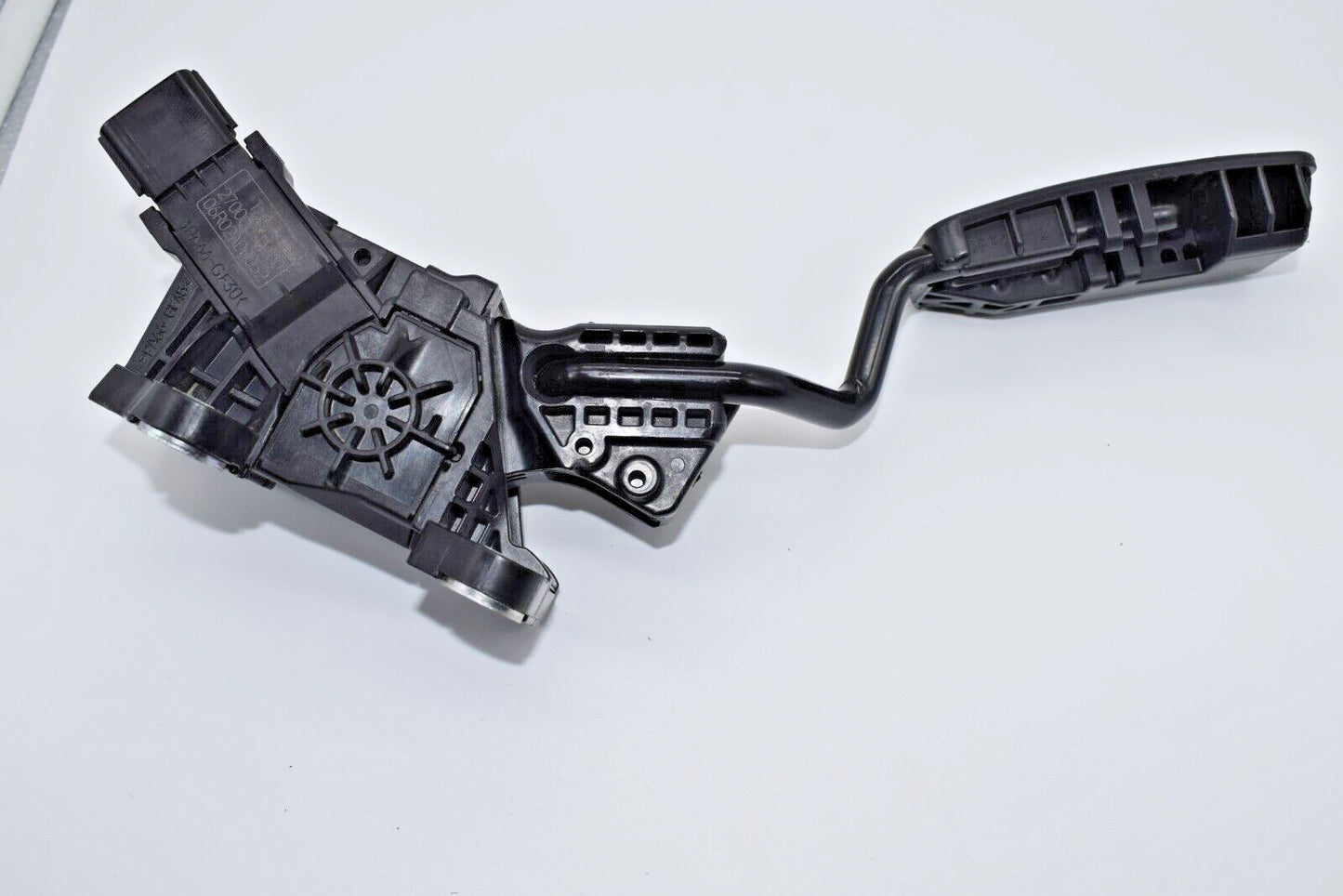 NEW for Honda CR-V 2013 Diesel Gaspedal 2700000400 AME15793 Q