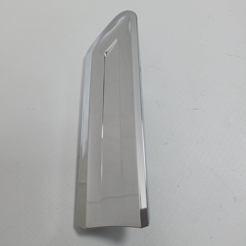 Front Fender Molding for BMW 7 Series F01 F02 F03 LCI 2013-2015