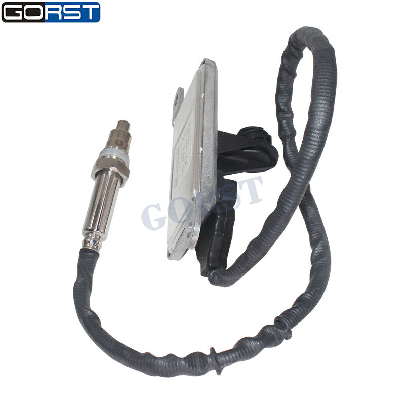 The new parking sensor is suitable for Volkswagen T5 Multivan, for Audi A3, for A4,for A6,and for A8 models. (7H0919275E /B-)