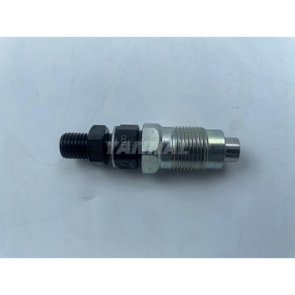 Fuel injector nozzles suitable for D902 engine RTV-900 16001-53000 H1600-53000-