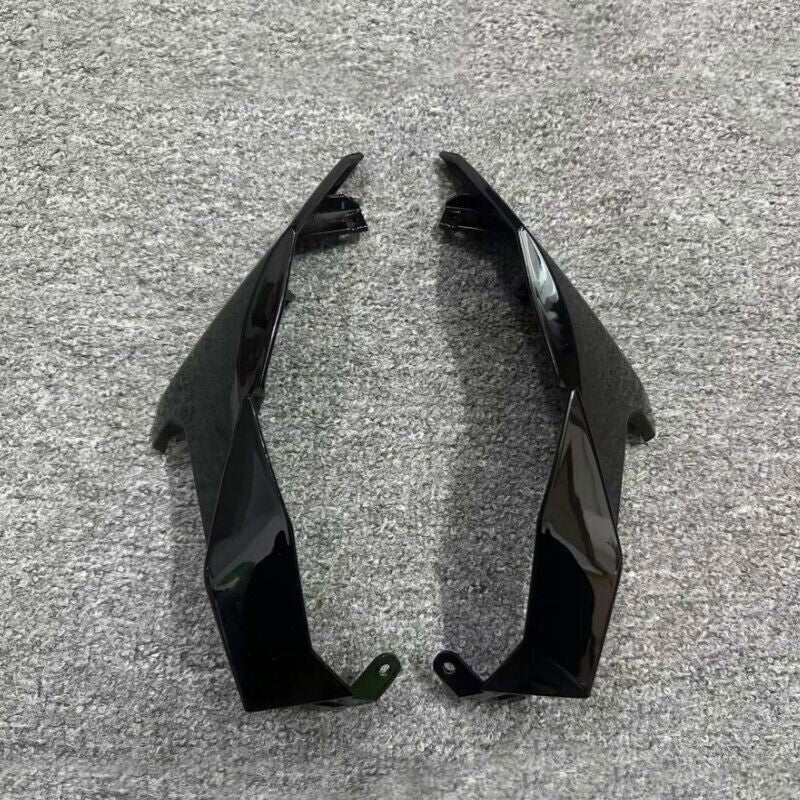 Side nose headlight cover decorative fairing in gloss black for Kawasaki Z400 (2018-2023)