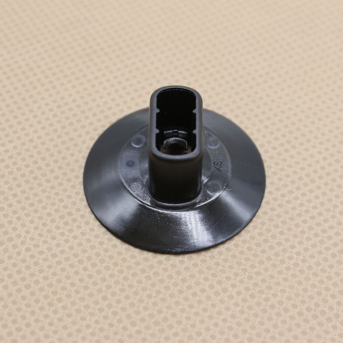 New 15Pcs Wheel Arch Lining  Splash Guard Retainer Clip for Renault 7703081056 Q