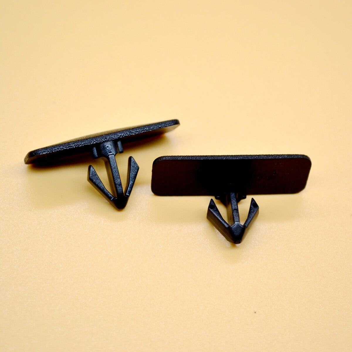 10pcs Rocker Panel Clips Retainer Fastener Screws for GM for Chevrolet Impala Lumina