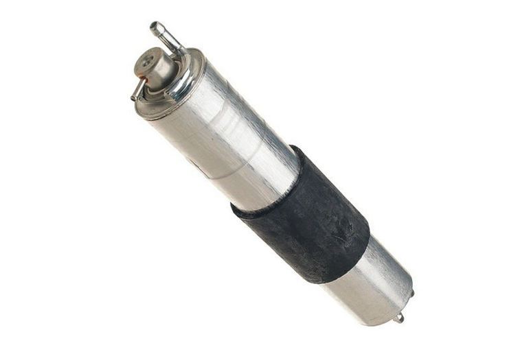 Fuel filter with pressure regulator suitable for E46 320i 325Ci 325i 325xi 330i Z3 - n