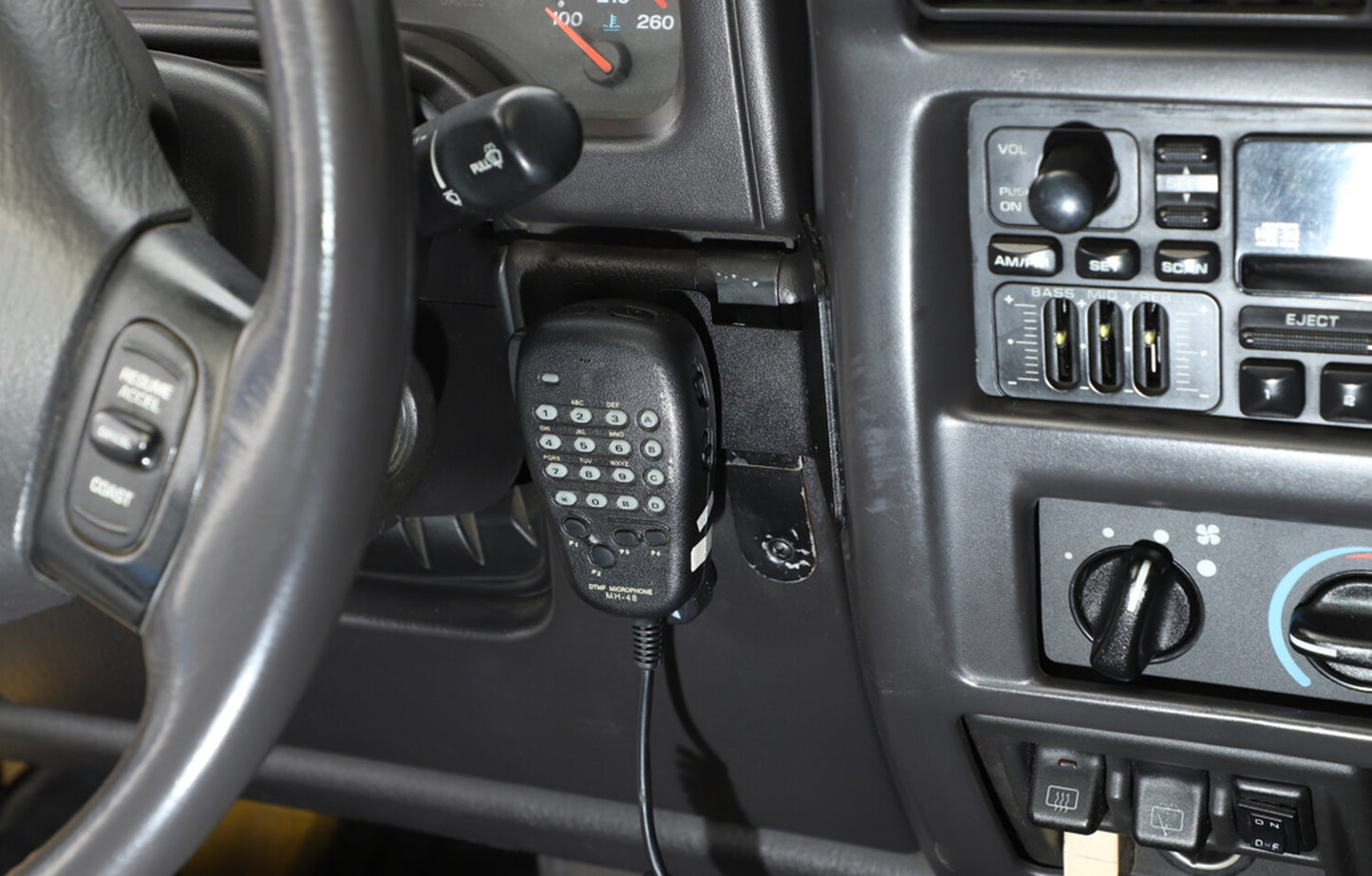 Radio Holder Walkie Talkie Mount Bracket Support for Jeep TJ for Wrangler 1997-2006
