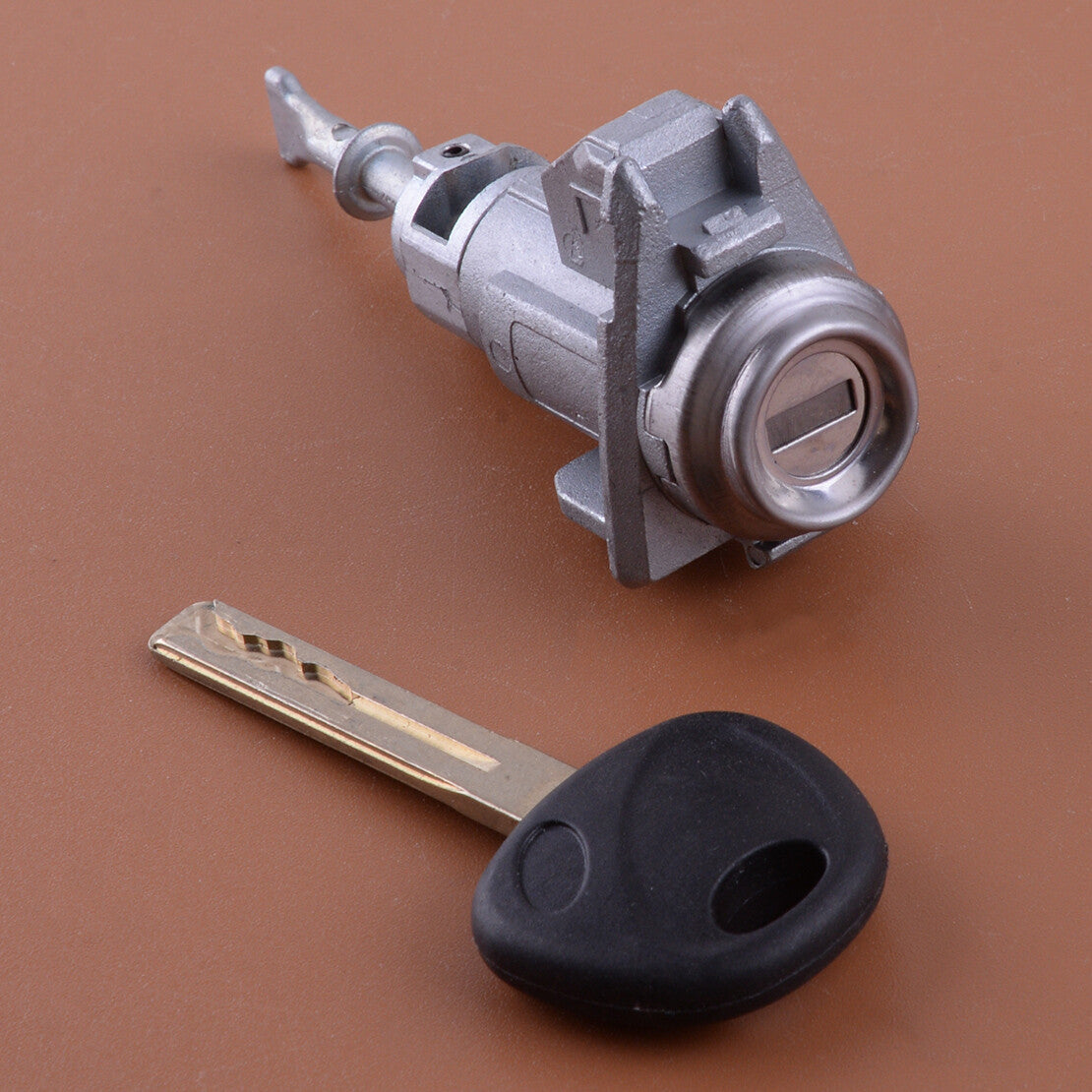 Front Left Door Lock Cylinder Assembly with Key Body Parts Fit for for Kia K5 v