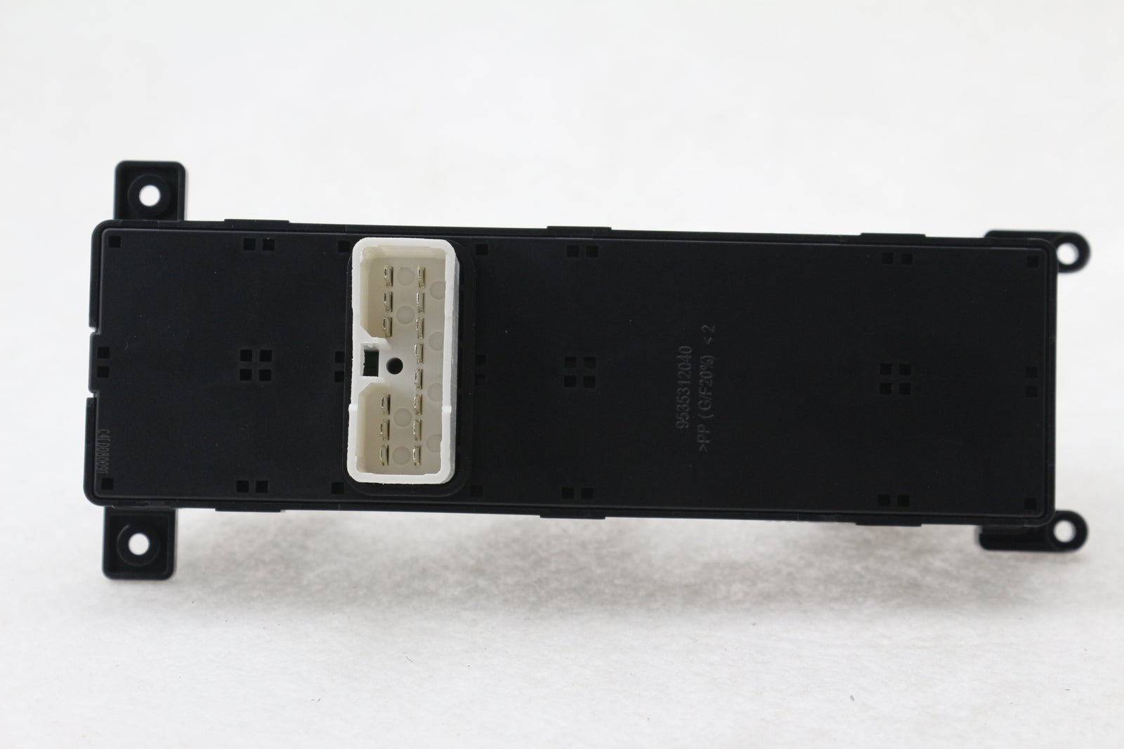 Car Electric Power Window Switch 93570-3K600 for Hyundai Sonata 2008-2010