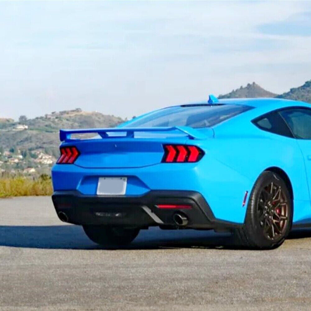 Rear carbon fiber trunk lip spoiler  for ford  for Mustang GT Track 2024/2025 Q