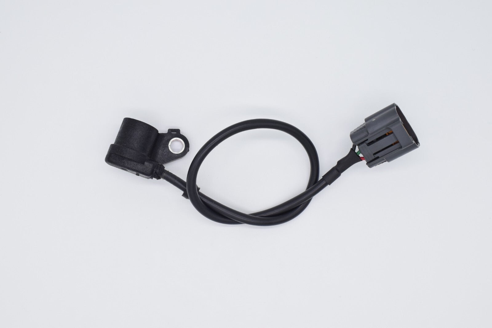 Crankshaft position sensor ZM01-18-221A J5T154 suitable for Mazda Protege 1.6L L4 99-2003- n