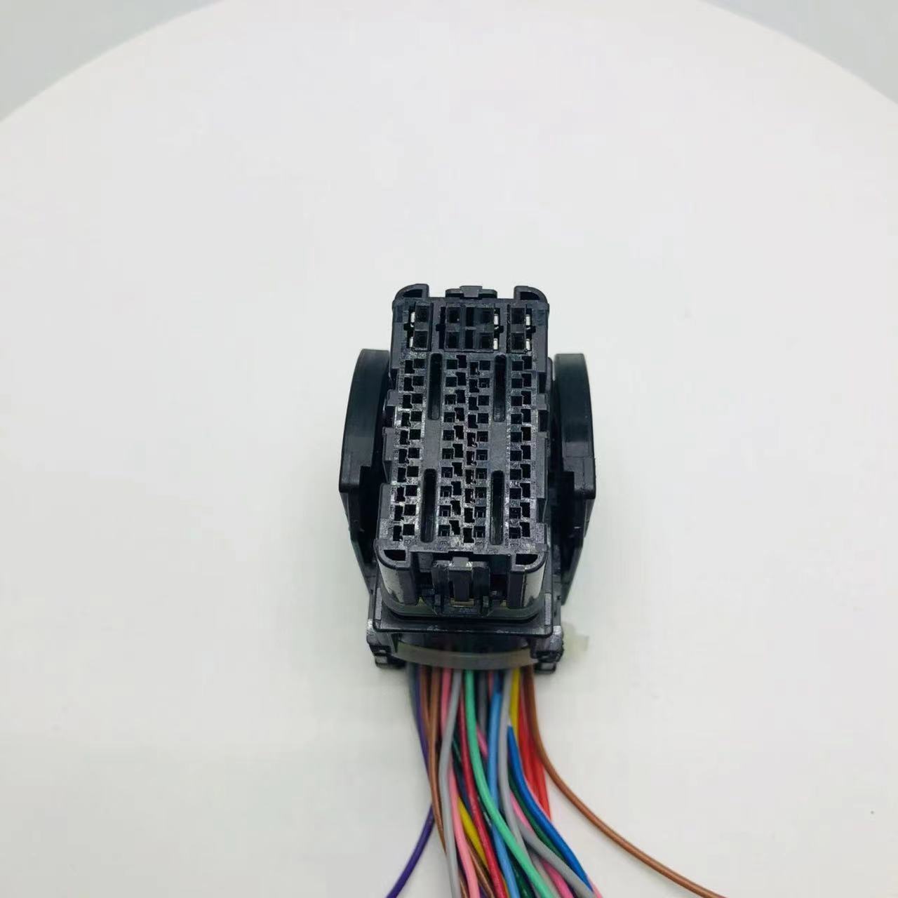 Suitable for TEANA BLUEBIRD TIIDA SUNNY LIVINA X-TRAIL QASHQAI ECU plug - n
