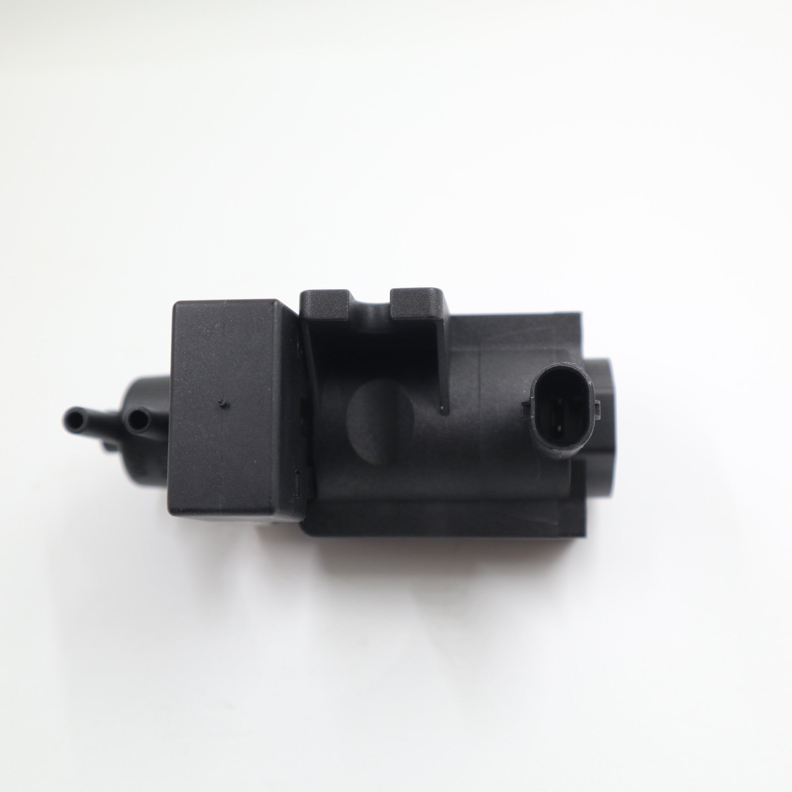 11747805391 7805391 0051525528 Turbine pressure solenoid valve suitable for BMW 135 series