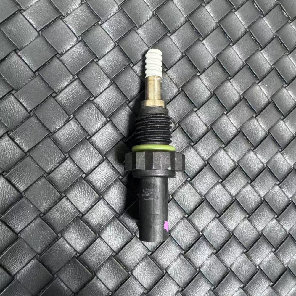 Coolant / Oil Temp Sensor for BMW 13628649765 1pc Q