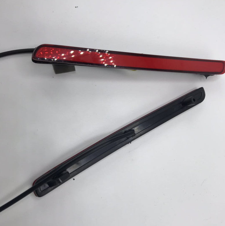 For 19-23 for Corolla Hatchback Rear Bumper Reflector Brake Light Lam LED B n